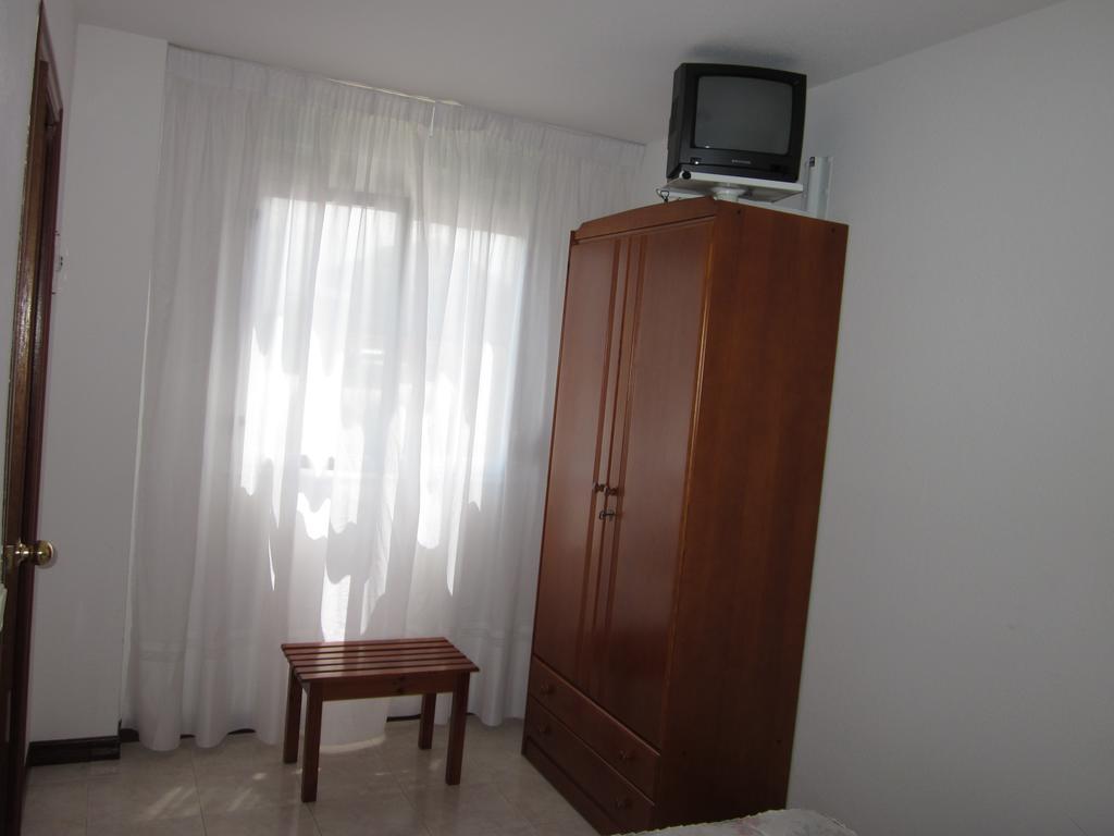 Habitaciones Lopez Azcona Noja Værelse billede