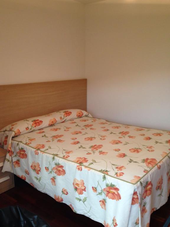 Habitaciones Lopez Azcona Noja Eksteriør billede