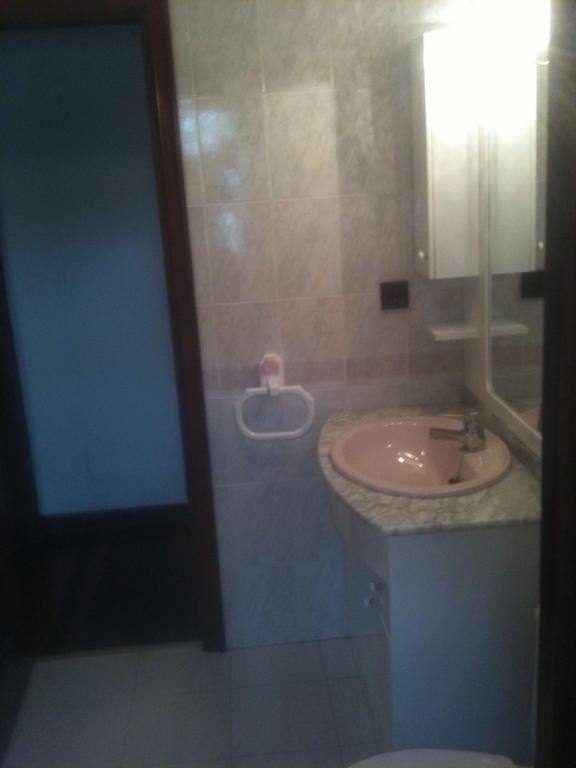 Habitaciones Lopez Azcona Noja Eksteriør billede