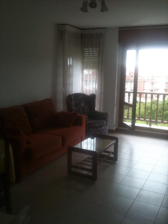 Habitaciones Lopez Azcona Noja Eksteriør billede